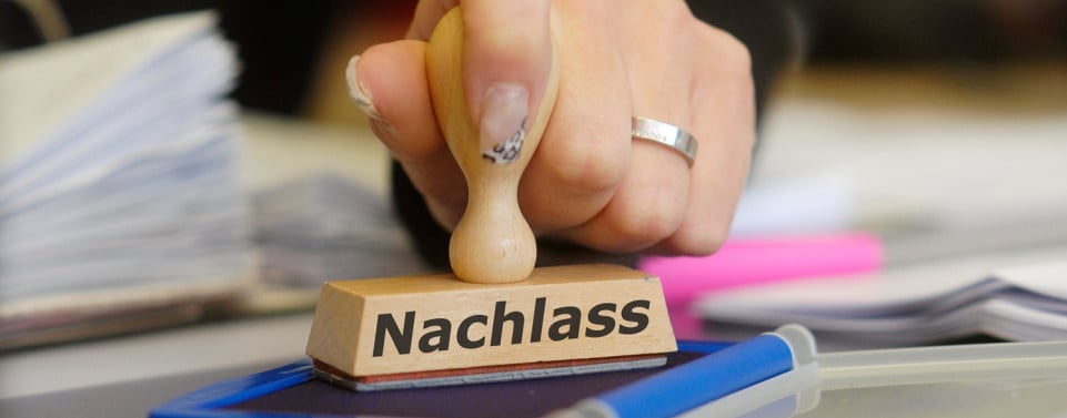 Stempel mit Hand und Nachlass